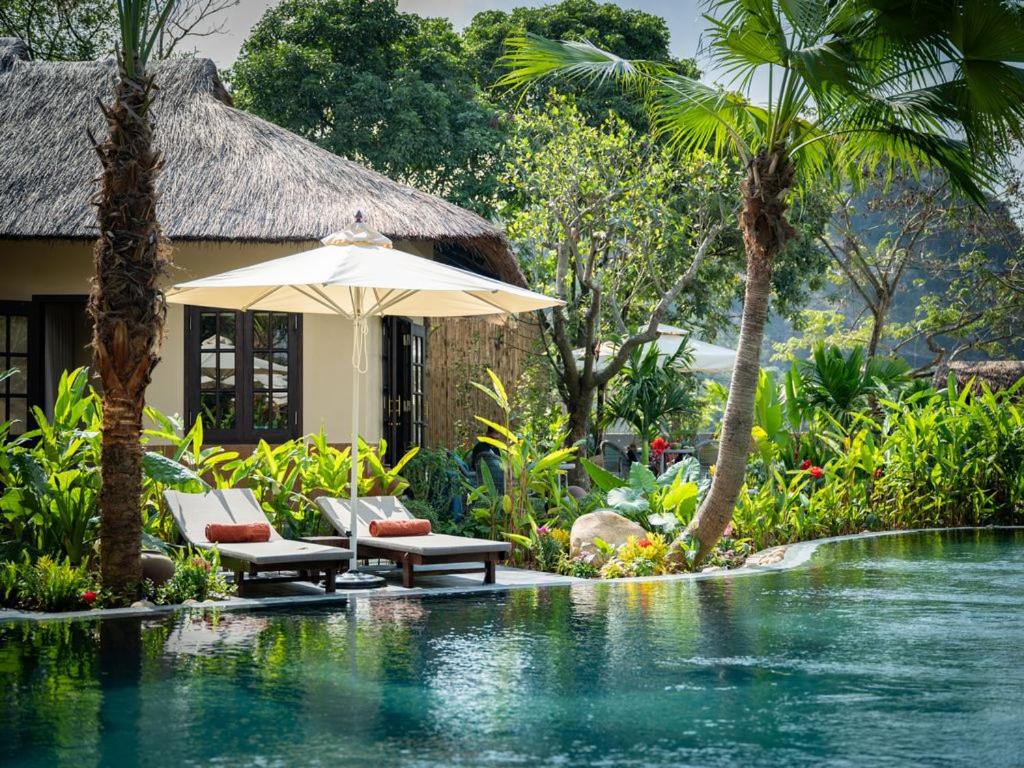 Vietnam Honeymoon Escape