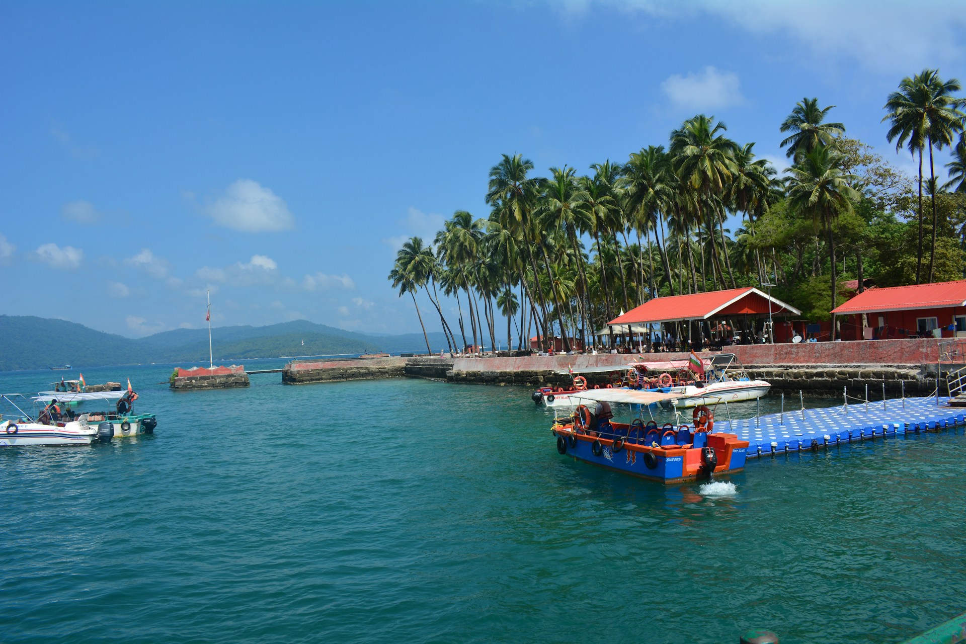Explore North Bay & Marine Experiences