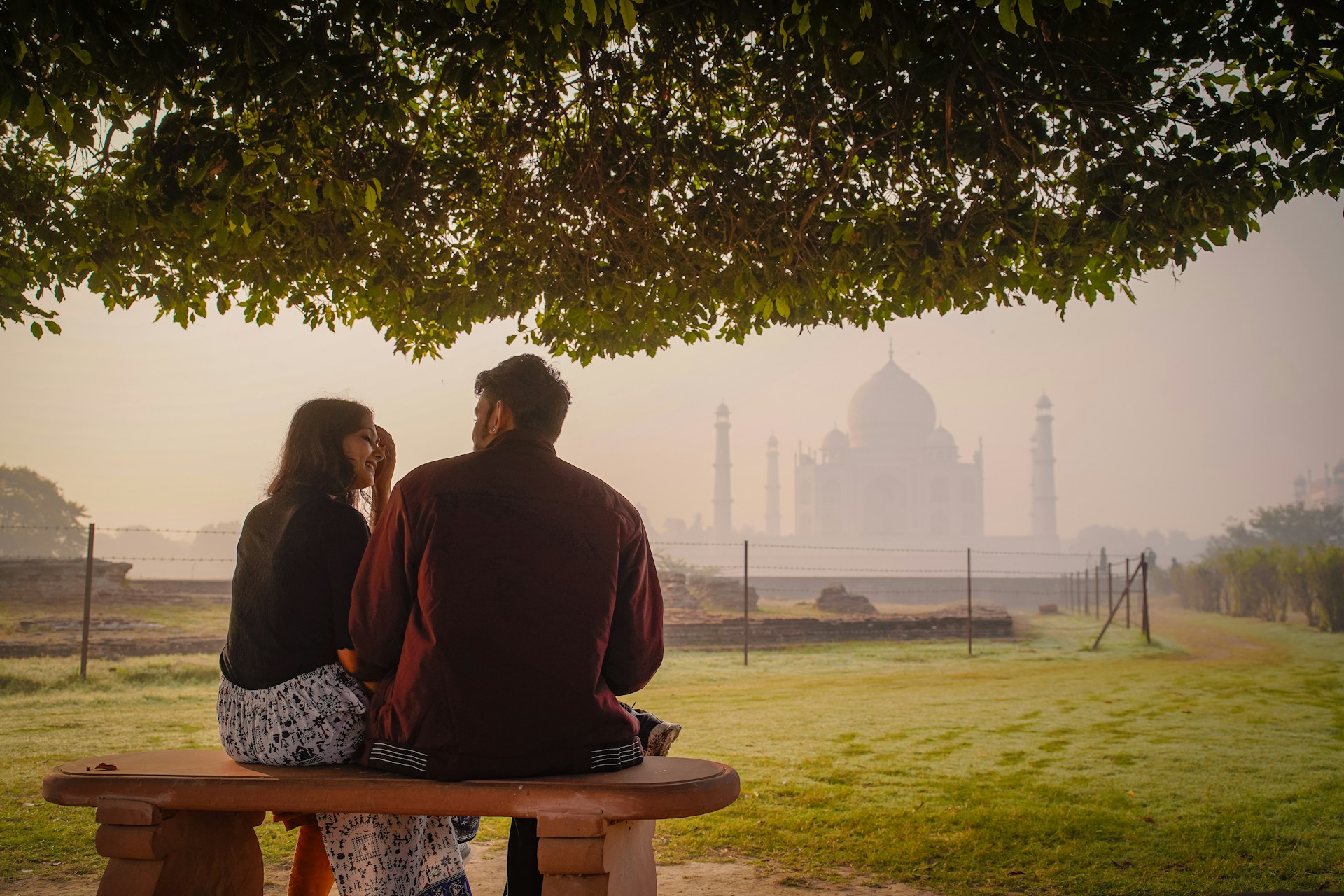Agra Honeymoon & Romantic Escape