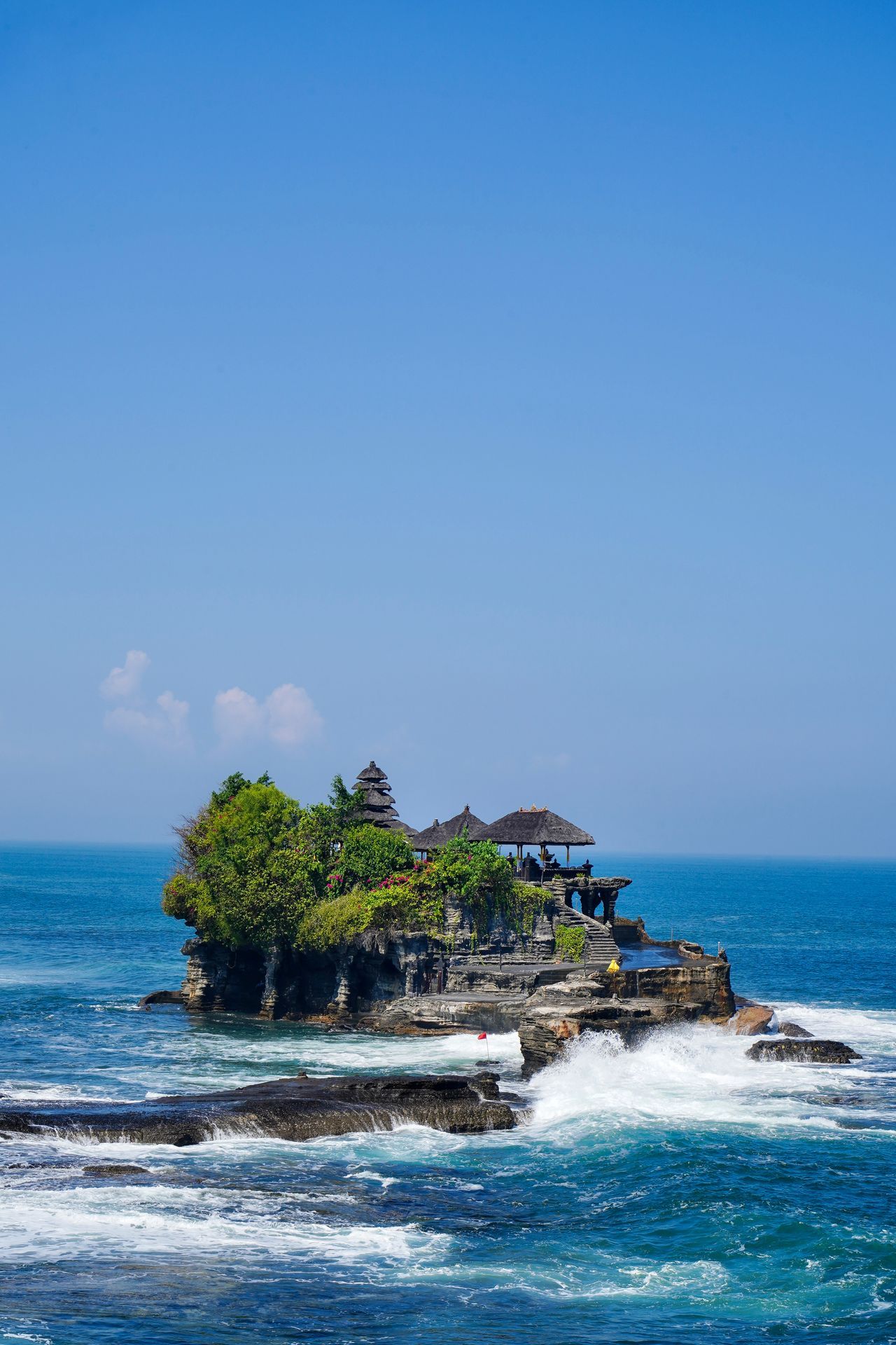 Visit Tanah Lot Temple
