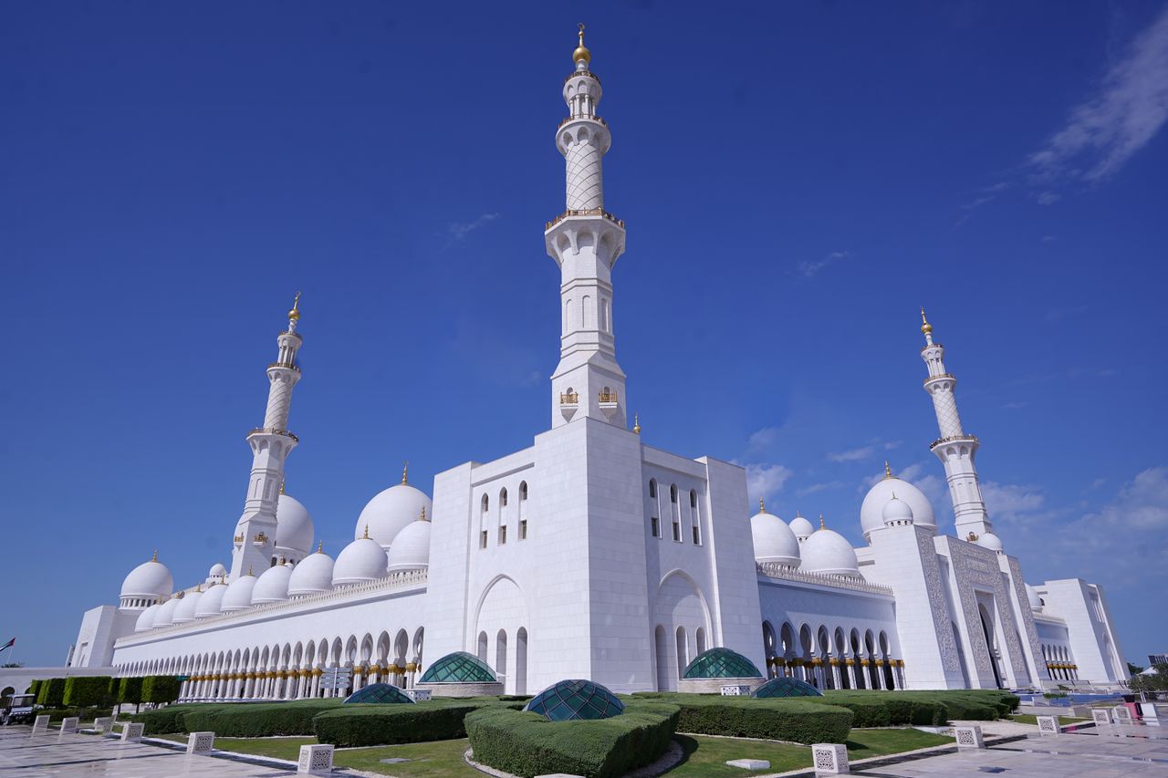 Stand in Awe at Sheikh Zayed Grand Mosque