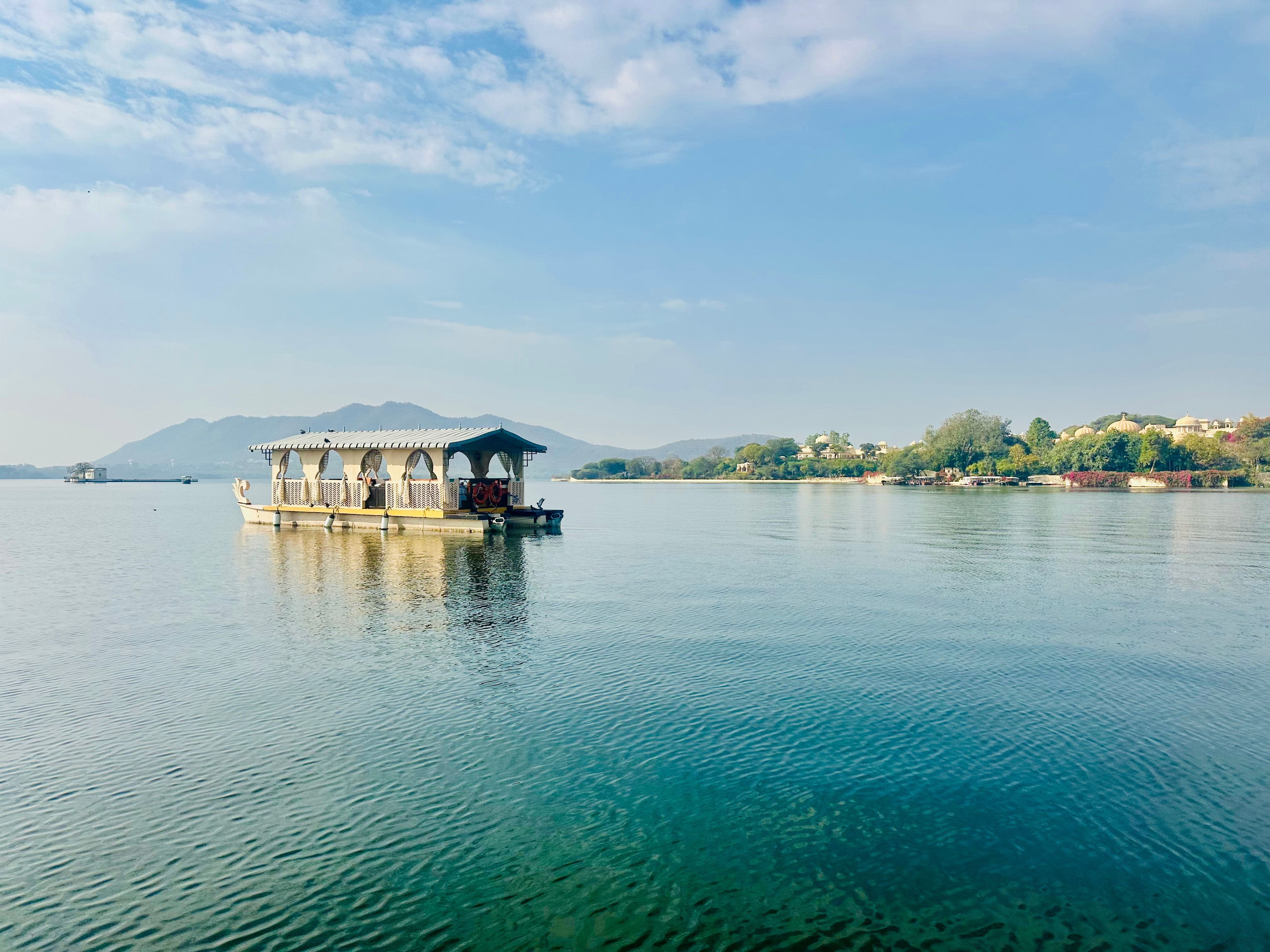 Houseboats