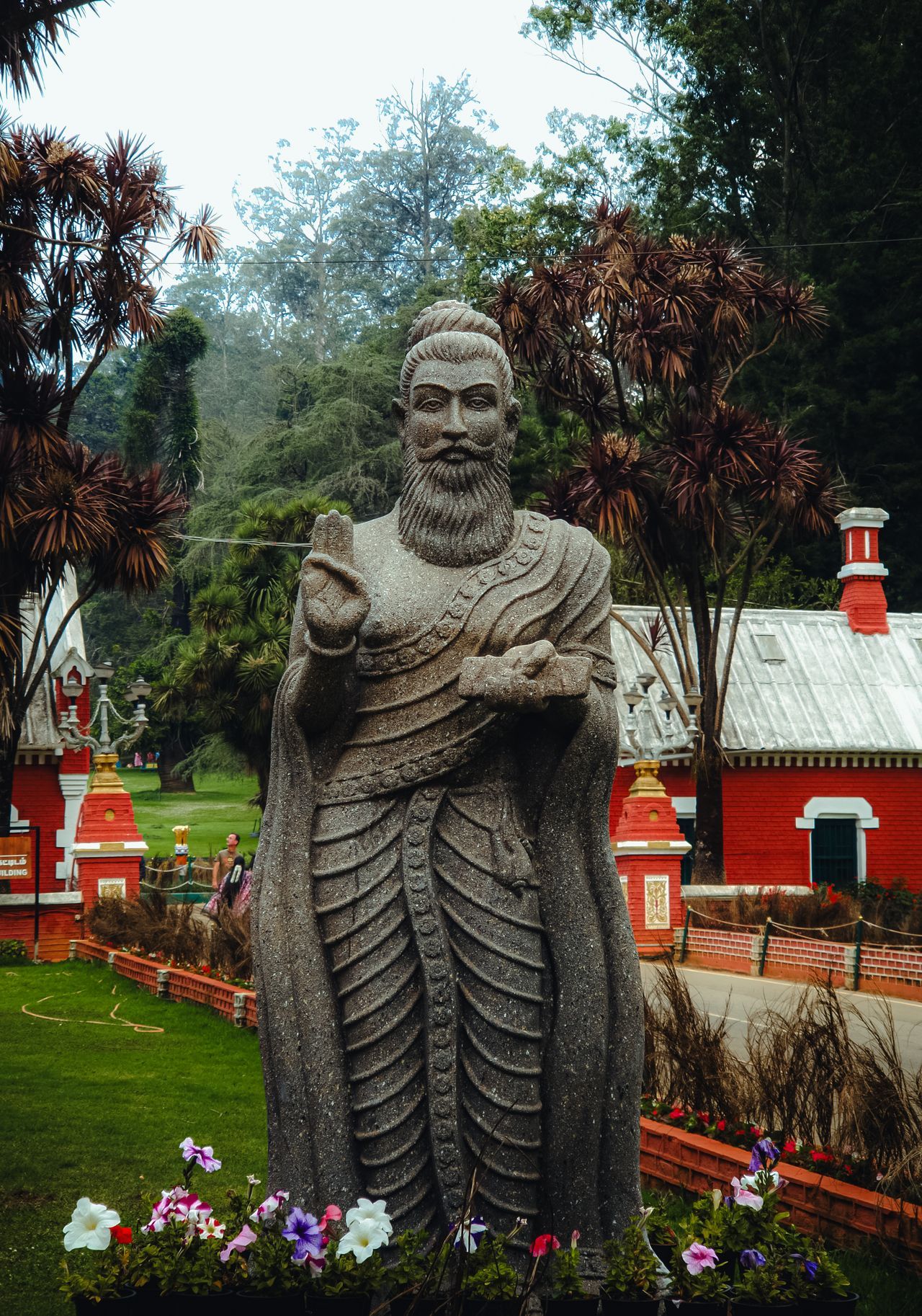 Explore Ooty Botanical Gardens