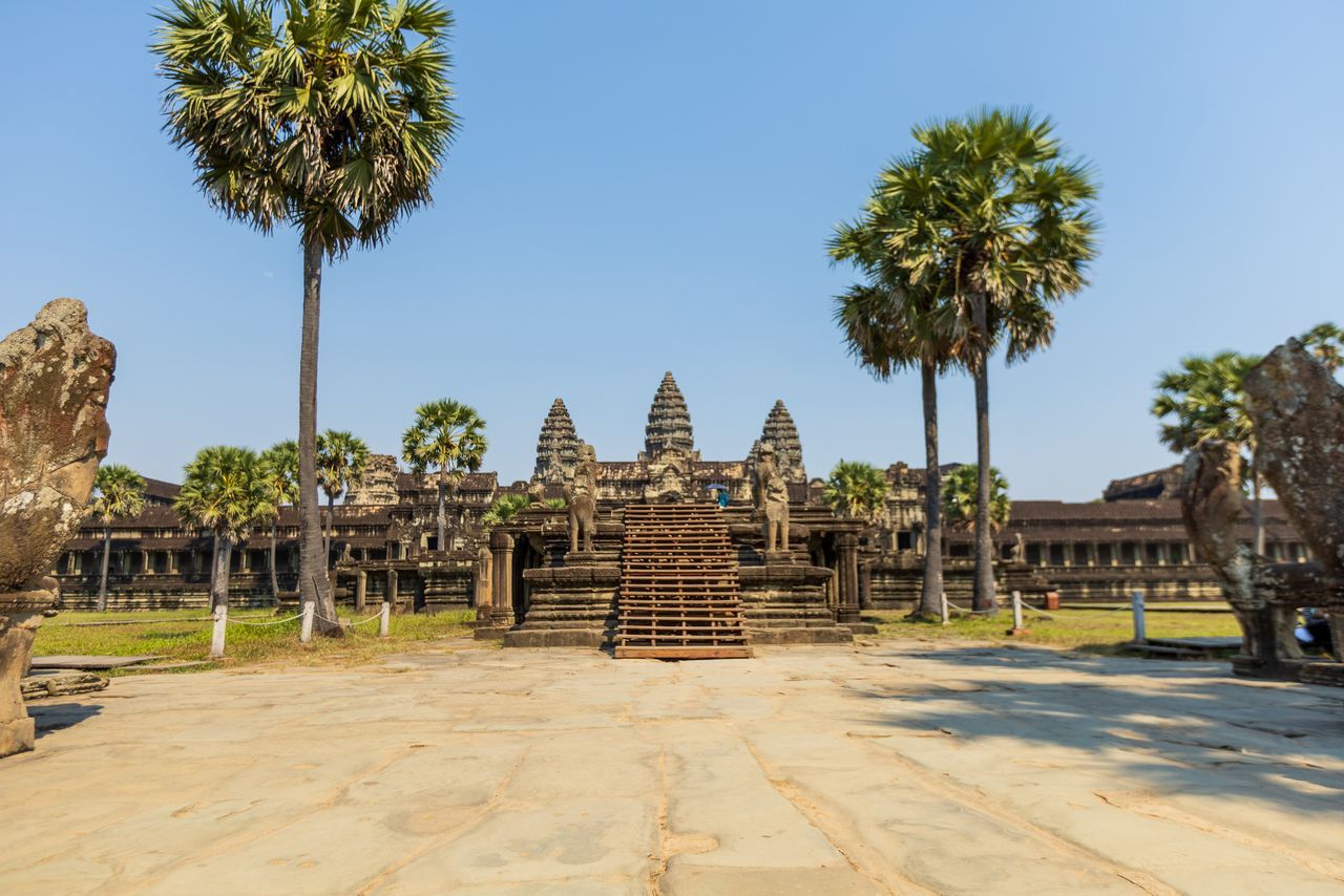 Explore Angkor Wat