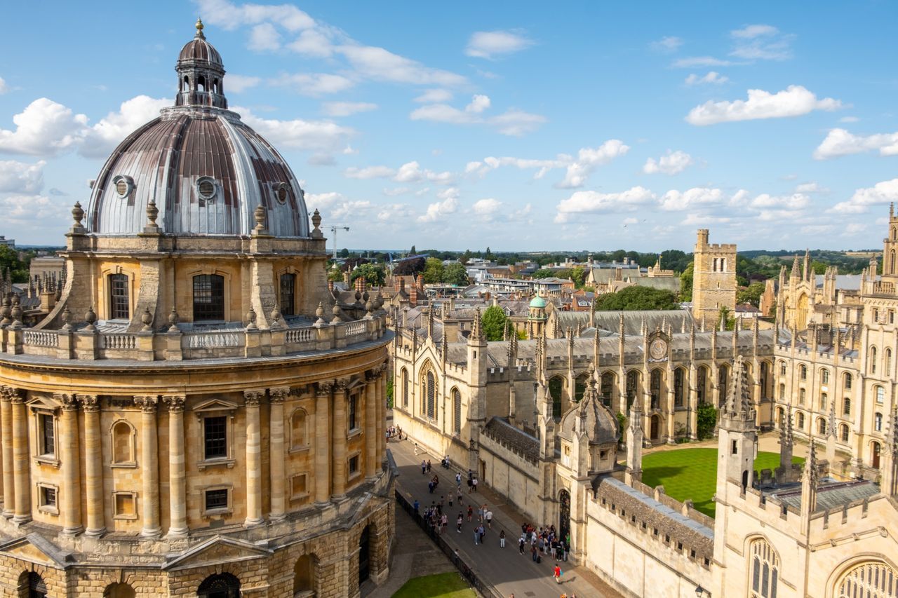 Explore Oxford & Cambridge