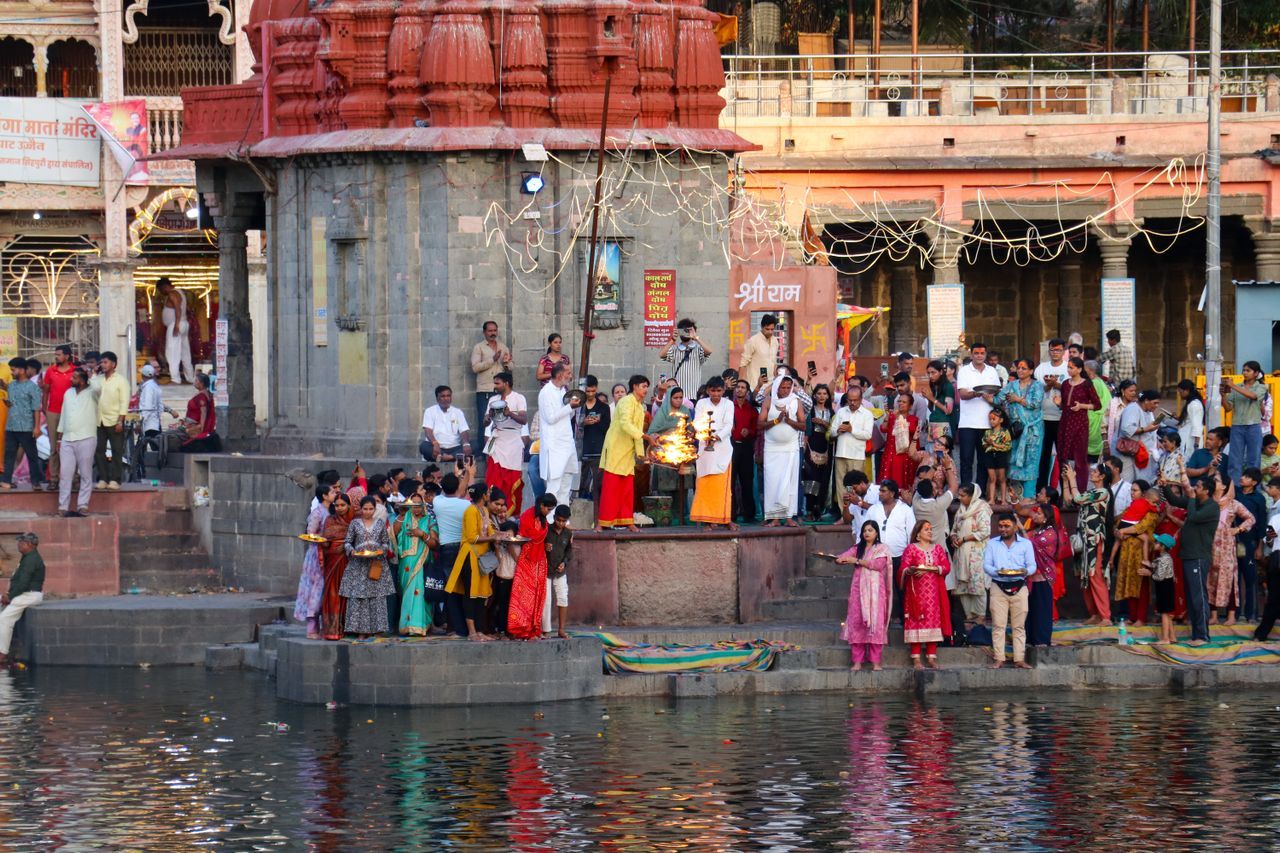 Experience the Ghats of shipra River