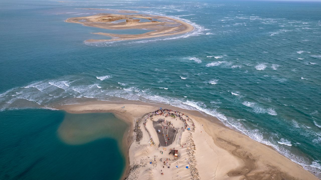 Explore Dhanushkodi