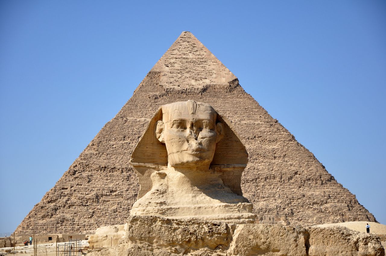 Visit the Pyramids of Giza and Great Sphinx